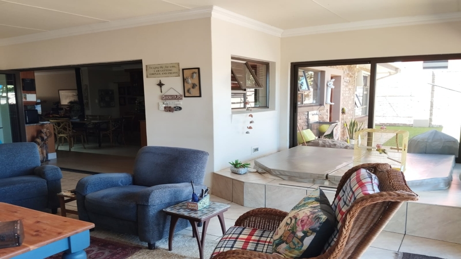 3 Bedroom Property for Sale in Van Der Hoff Park North West